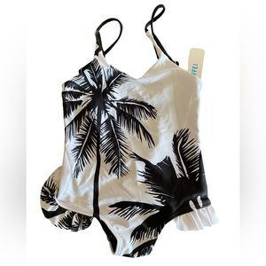 IFFEI Girl’s One Piece swimsuit tropical Summer Leaves size w ruffle accent NWT